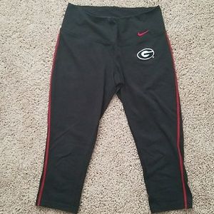 Nike size small UGA cropped leggings georgia
